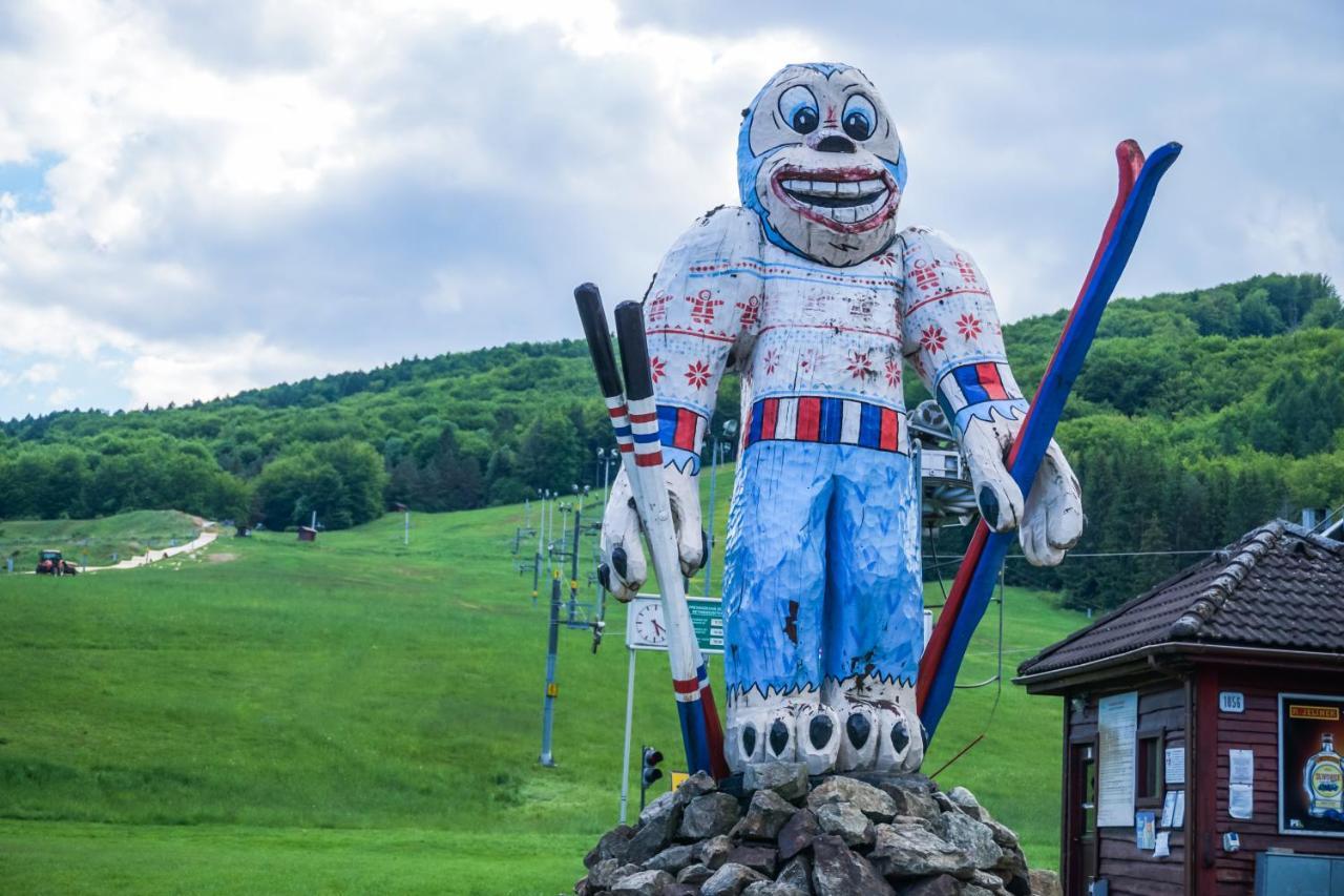 Apartmany Sport & Ski Valča Eksteriør billede
